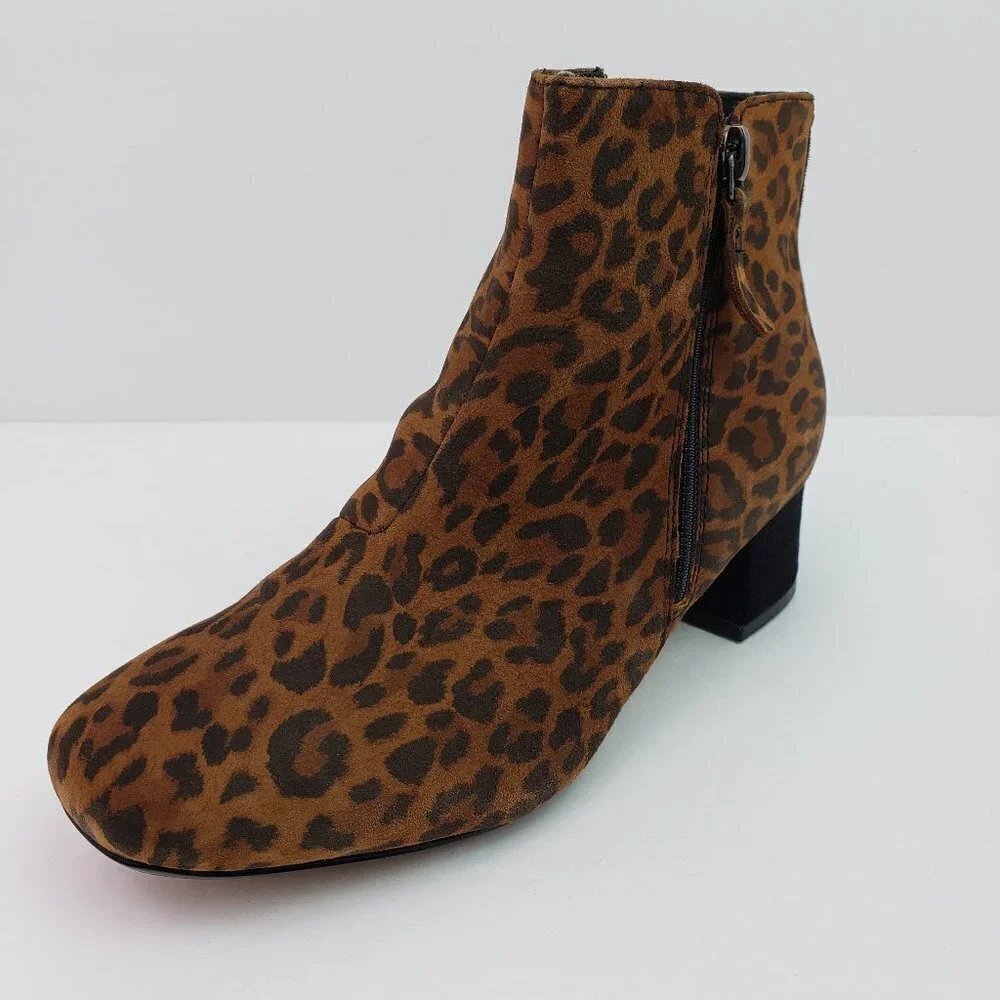 Collection By Clarks Marilyn Beth Leopard Booties